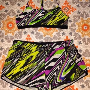 Fabletics Multicolor Sports Bra & Shorts Sz XL